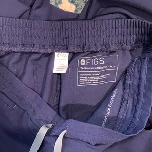 FIGS Yola skinny scrub pant